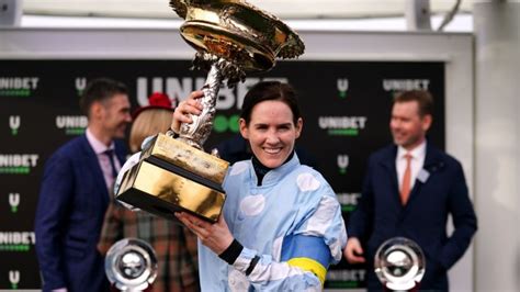 cheltenham results today 2022|Cheltenham Festival 2022: Honeysuckle and Rachael Blackmore .